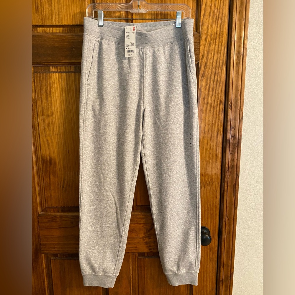 Uni Qlo Men’s Gray Sweatpants.  Brand New. Size Medium.